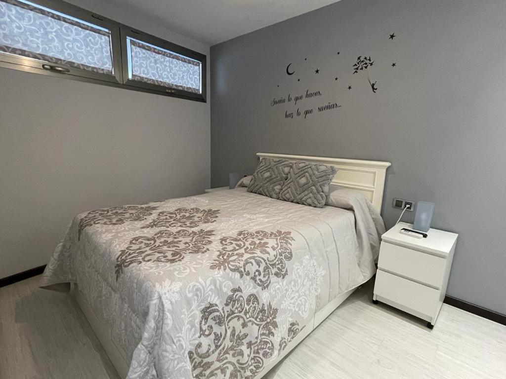 Tecnocordoba II Aparcamiento Privado Gratuito Y Piscina Lägenhet Exteriör bild