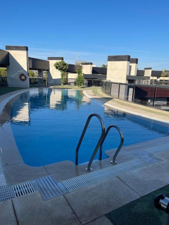 Tecnocordoba II Aparcamiento Privado Gratuito Y Piscina Lägenhet Exteriör bild