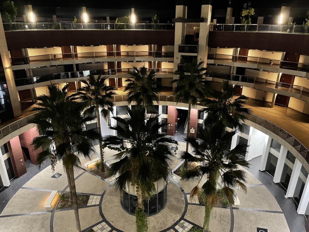 Tecnocordoba II Aparcamiento Privado Gratuito Y Piscina Lägenhet Exteriör bild