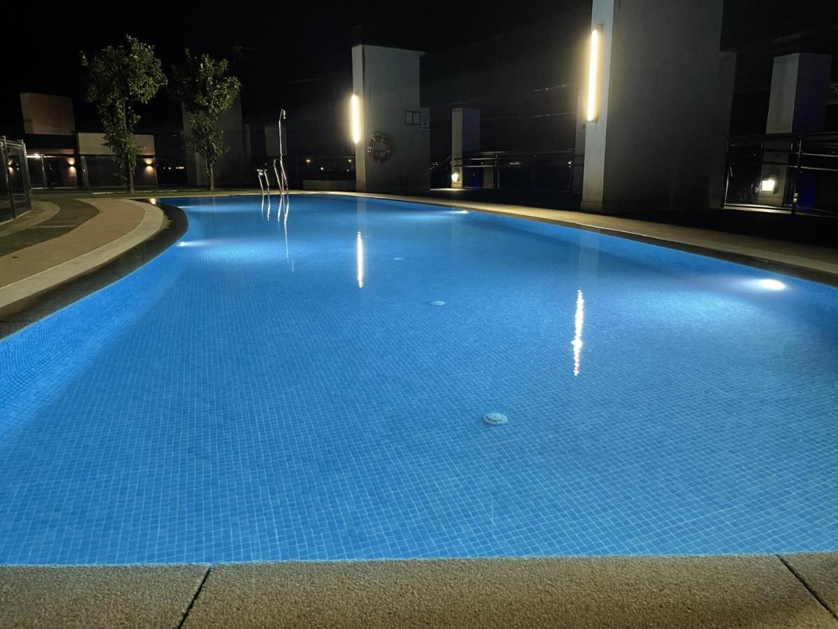 Tecnocordoba II Aparcamiento Privado Gratuito Y Piscina Lägenhet Exteriör bild